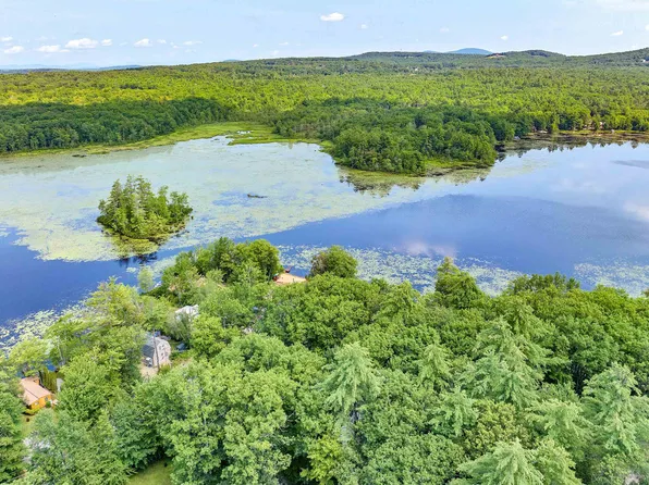 5 Canoe Lane, Gilmanton, NH 03237