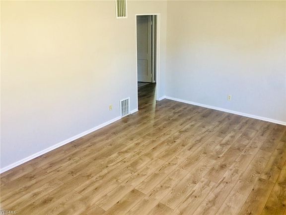 5th image of 646 Ohio Ave