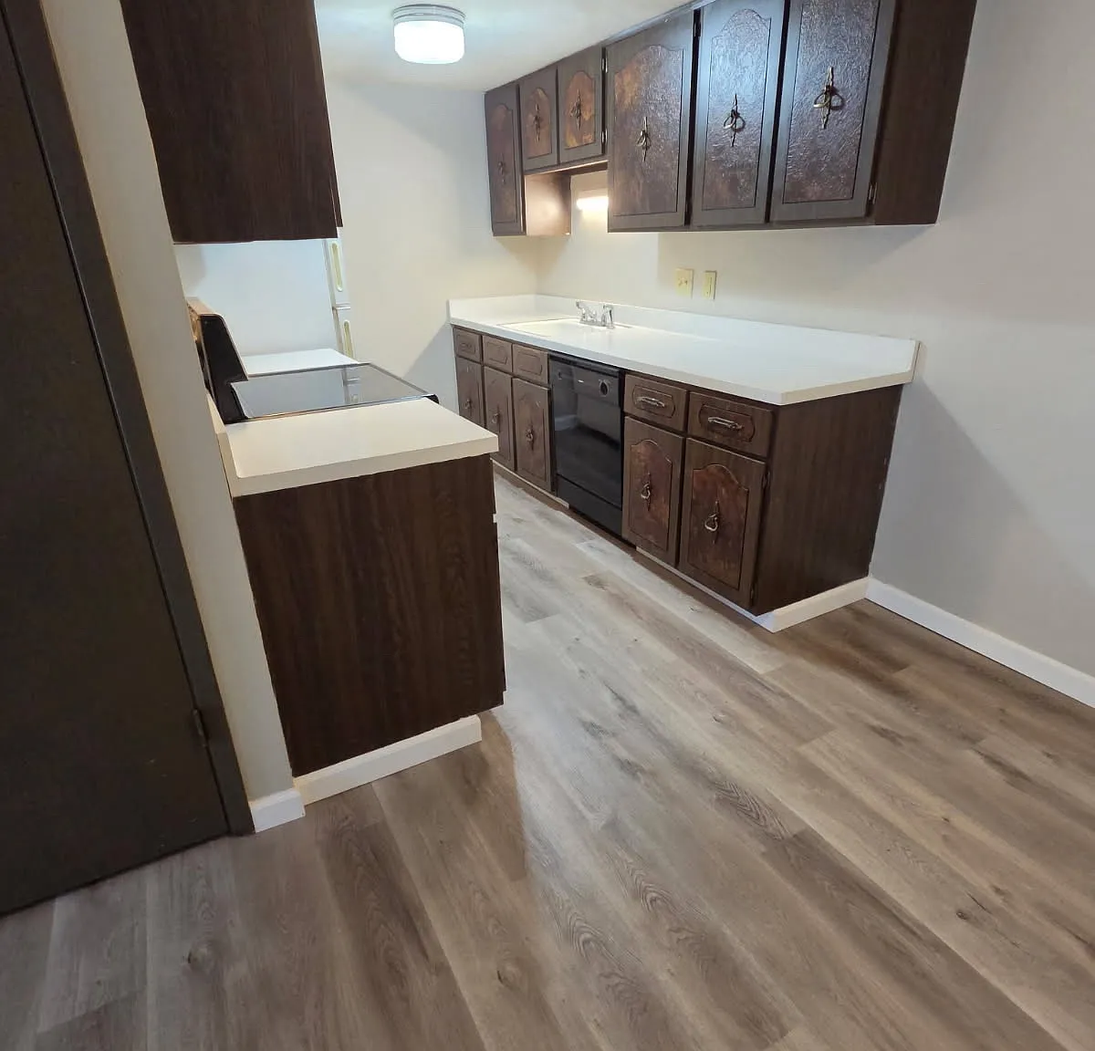2 bed, 880 sqft, $875 — Photo 4