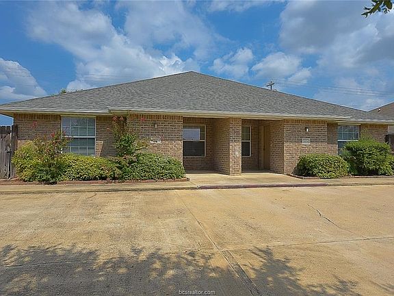 2nd image of 3626 Oldenburg Ct
