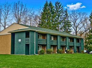 Brittain Rd, Akron, OH 44305