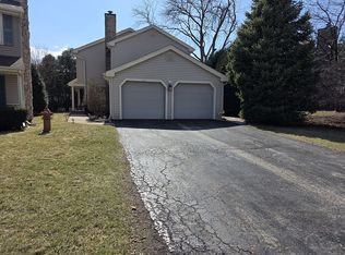 640 Dunham Rd, Gurnee, IL 60031