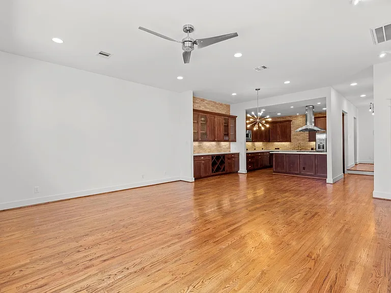 4503 Floyd St — Photo 12
