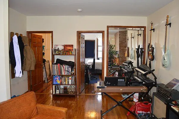 Rented by Bold New York | media 26