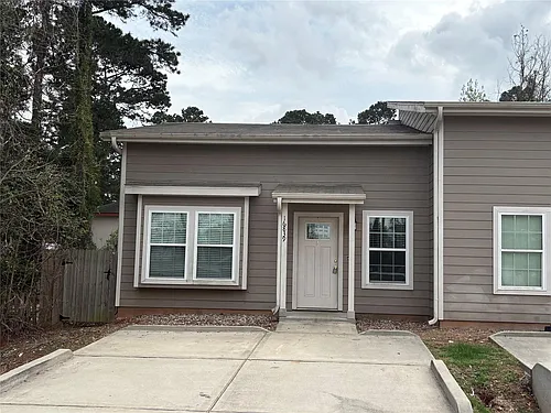 16839 Balmoral Photo 1