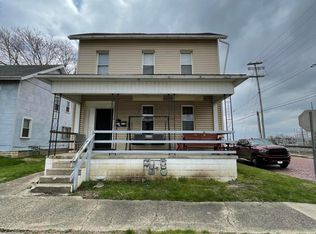 215 W Mound St, Circleville, OH 43113