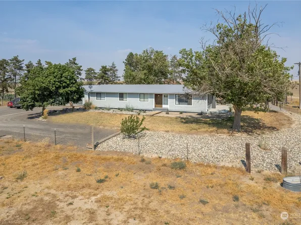 102 E Herman Road, Lind, WA 99341