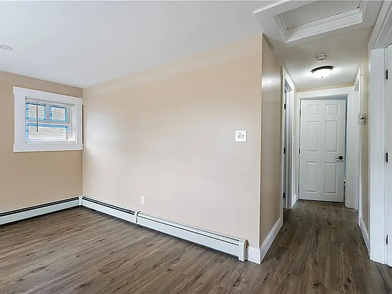 14 W Natick Rd — Photo 10