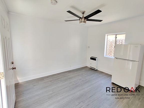 4th image of 916 N Watson Ave #6