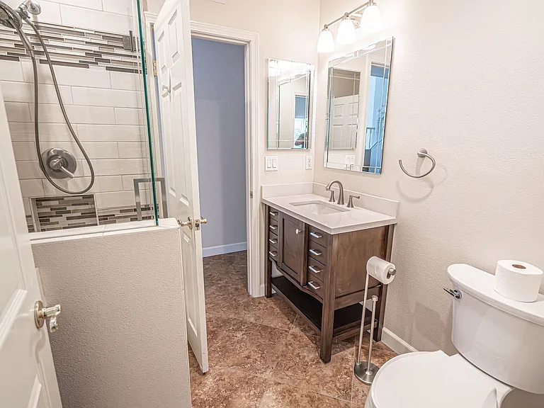 22572 Tulip Ct — Photo 11