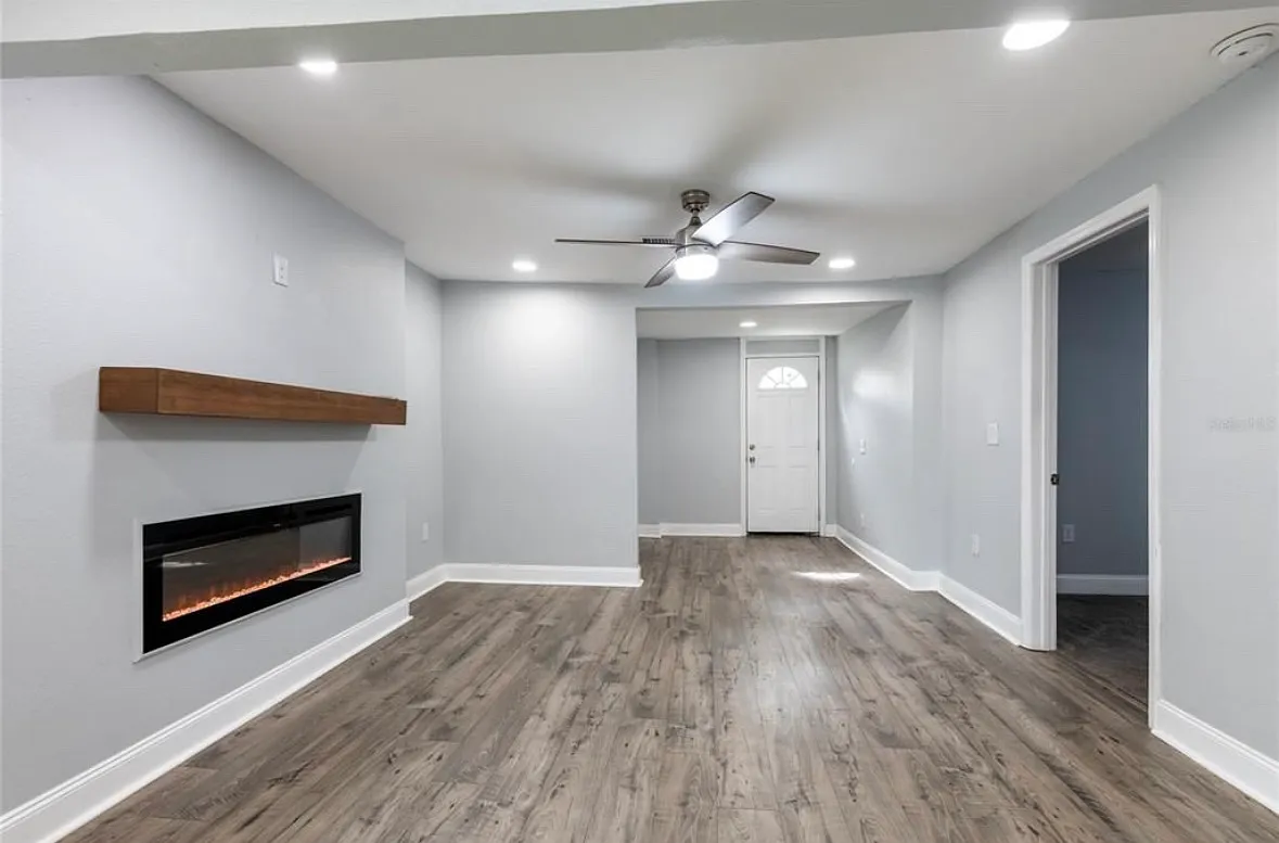 3 bed, 1162 sqft, $2,400 — Photo 4