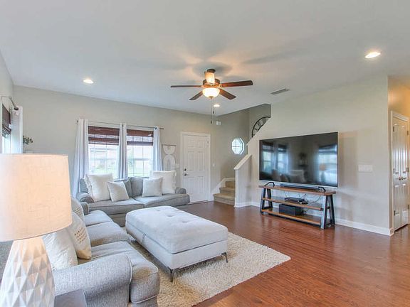 5th image of 4847 Beryl Dr