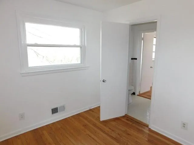2407 Summerland Dr — Photo 22