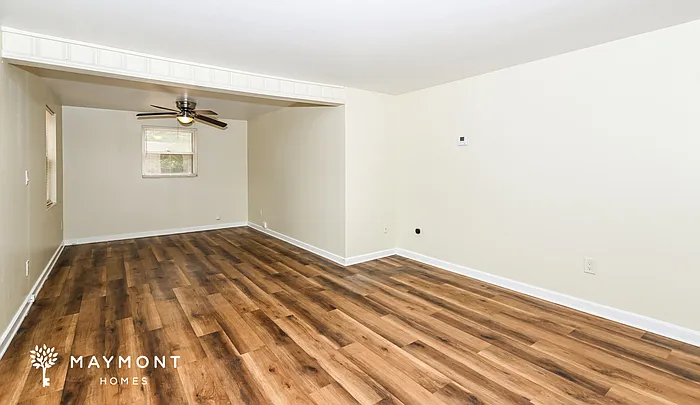 3 bed, 1.5 bath, 1378 sqft, $1,575 — Photo 3