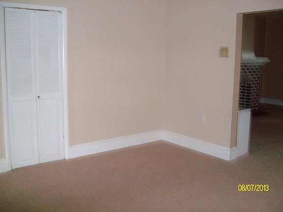 5th image of 460 Burnley Ln
