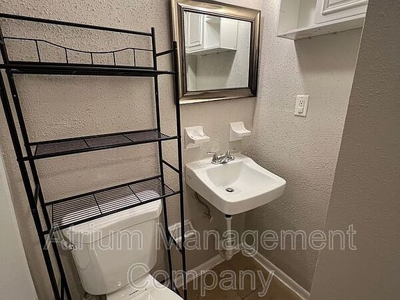 3rd image of 2406 Mayer St APT A