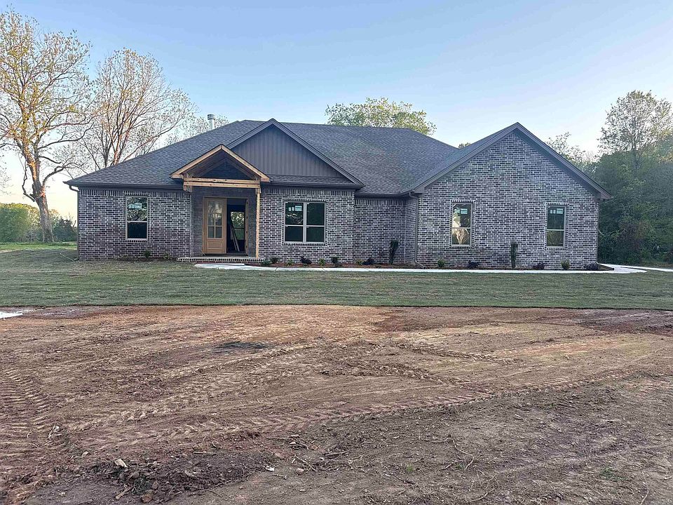 1st image of 882 Patty Rd