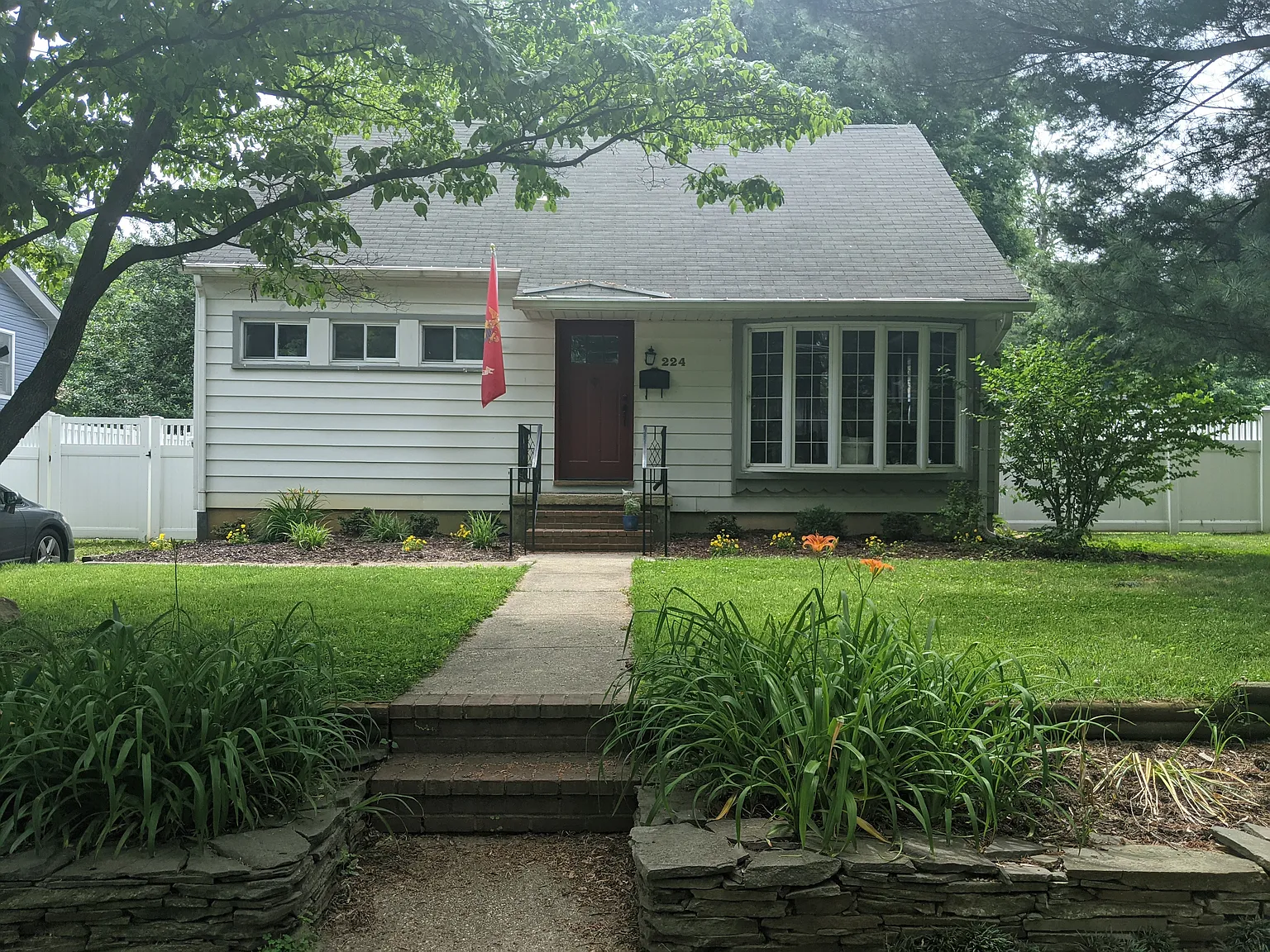 3 bed, 1487 sqft, $3,450 — Photo 2