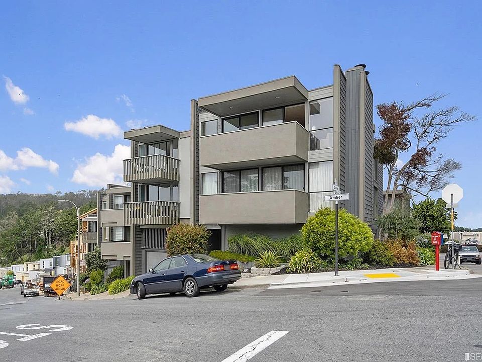 1st image of 6 Amber Dr #21