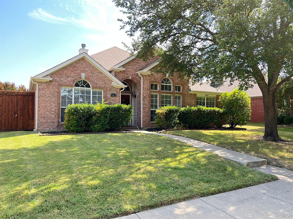 1st image of 10805 Camelot Dr