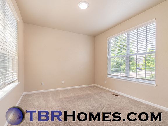 4th image of 9521 Market Dr