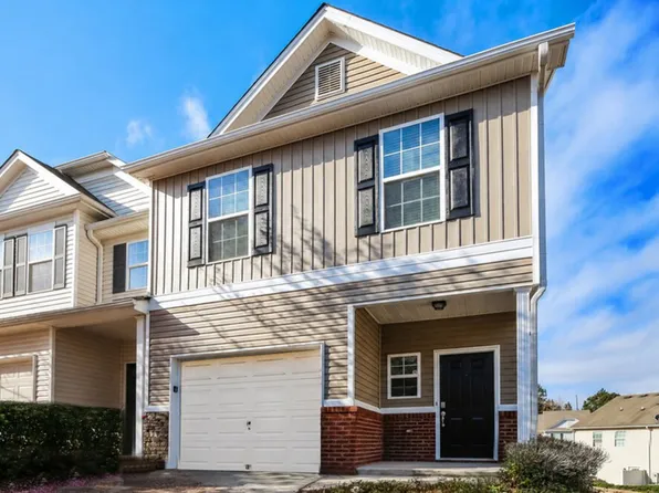 4814 Zephyr Cove Pl, Flowery Branch, GA 30542