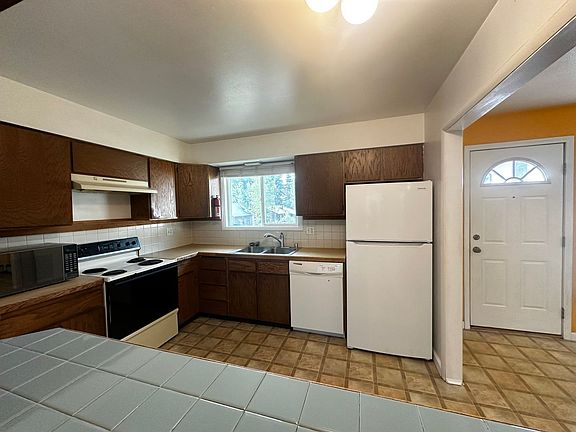 4th image of 1711 Carr Ave APT A