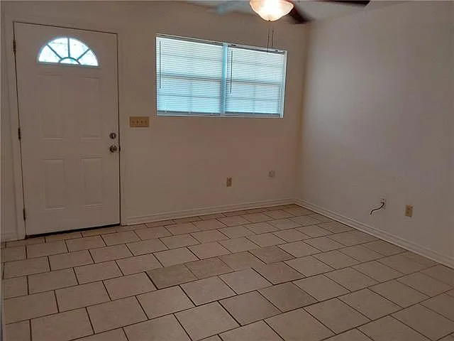 2009 Bartolo St — Photo 3