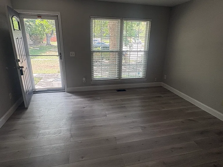 1264 S Idalia St — Photo 2