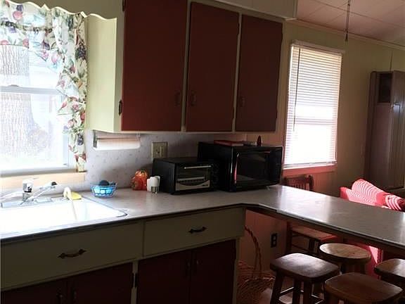 4th image of 3518 Sandy Beach Dr #2