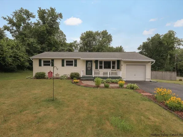 15 Fleetwood Drive #-, Wappingers Falls, NY 12590