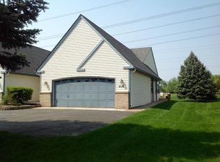 2191 Woodlynn Ave, Saint Paul, MN 55109