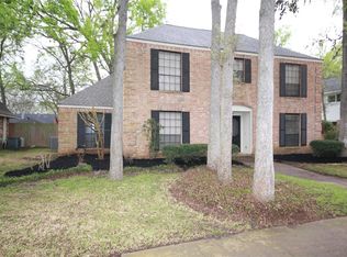 2007 Plantation Dr, Richmond, TX 77406