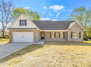 1102 Stillwell Dr, Knoxville, TN 37912