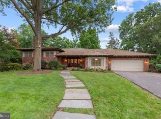 6313 Stoneham Ln, Mc Lean, VA 22101