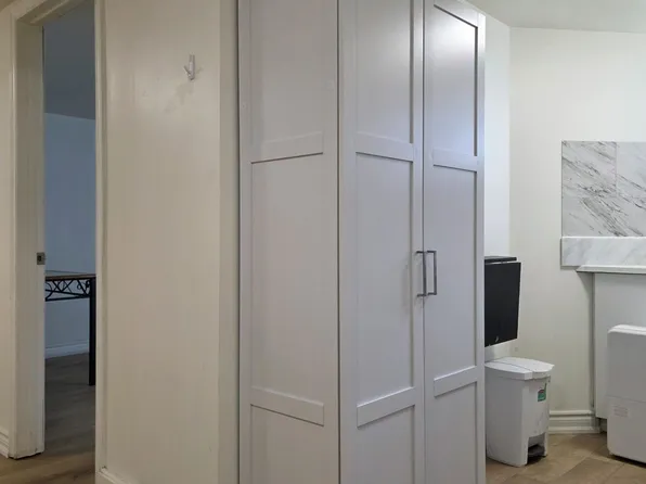 22 Northpark Rd #Basement, Barrie, ON L4M 2J3