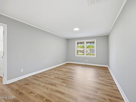 2nd image of 127 Abbey Lane
