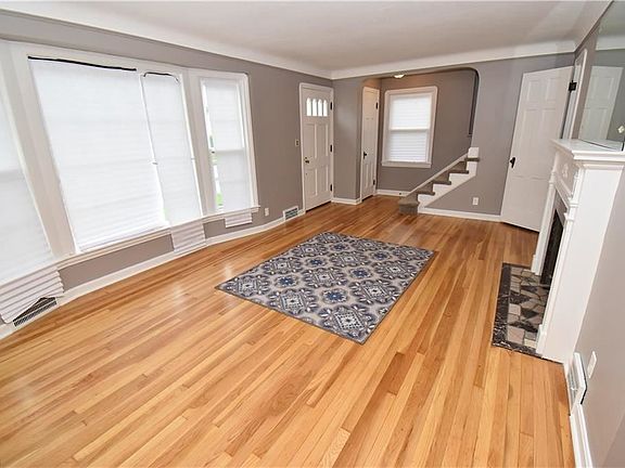 2nd image of 18950 Pasnow Ave
