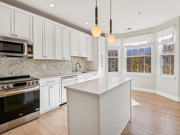 1980 Scotts Crossing Way APT 202, Annapolis, MD 21401