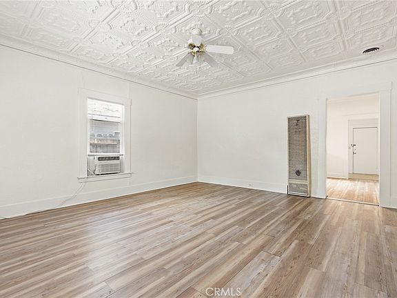 2nd image of 1038 W 5th St