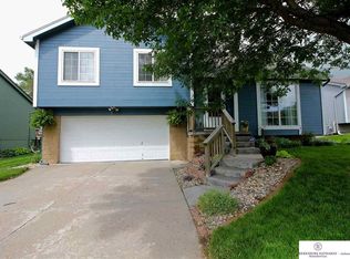 8922 N 81st St, Omaha, NE 68122