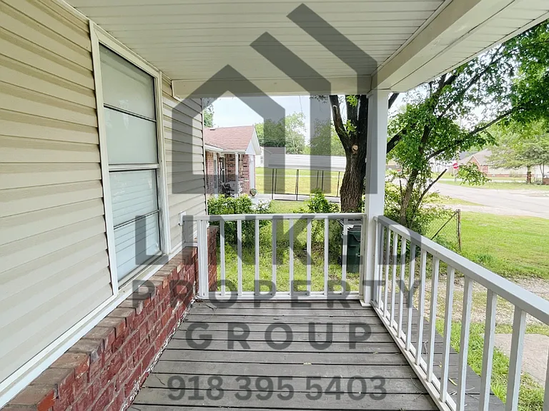 614 N 10th St — Photo 3