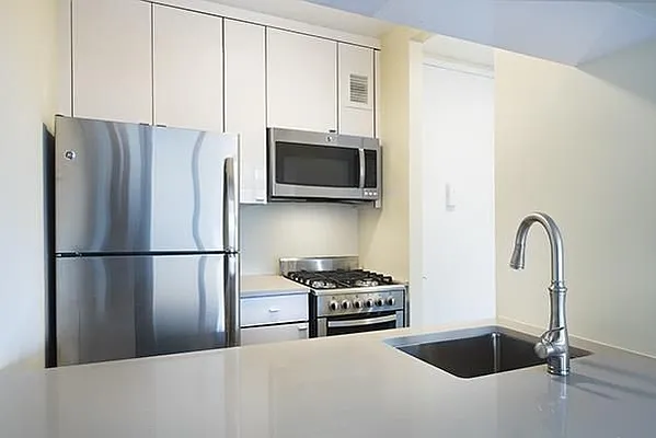 Rented by AIB Management Corp | media 16