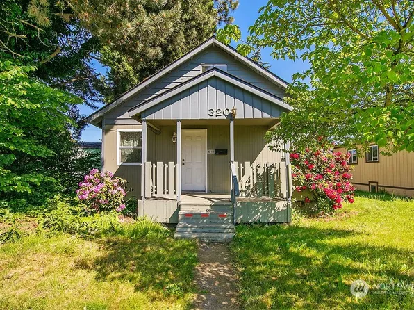 320 25th Avenue, Longview, WA 98632