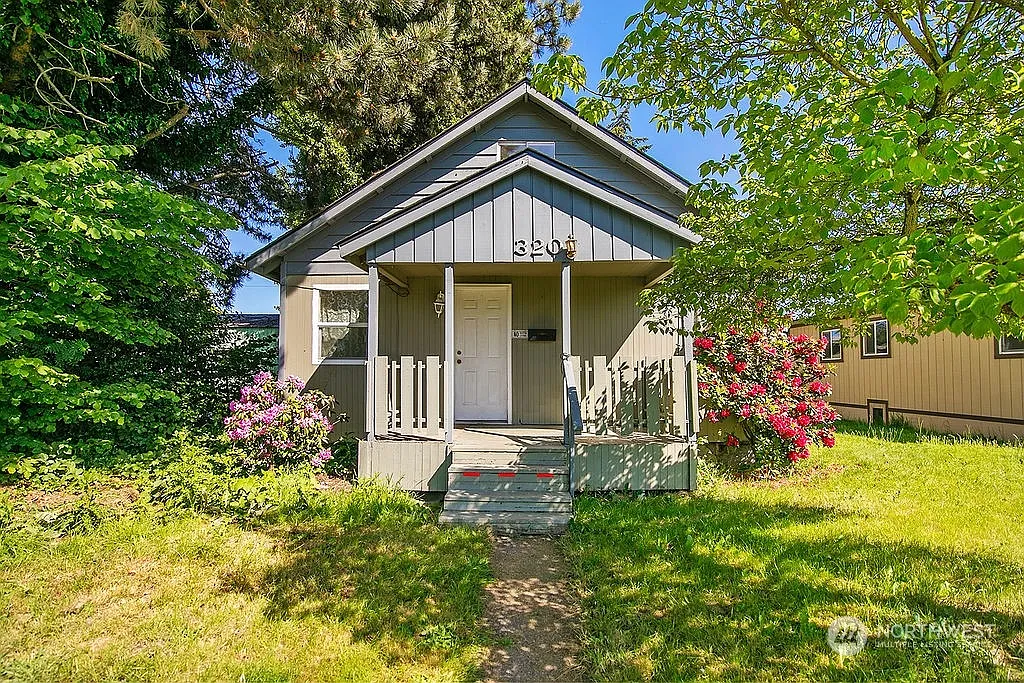 320 25th Avenue photo 1