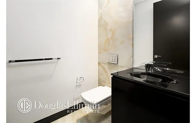 Rented by Douglas Elliman | media 35