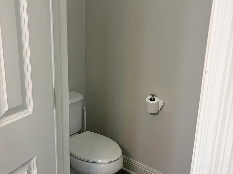 3001 Northbank Dr — Photo 35