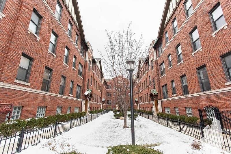 1st image of 2700 N Spaulding Ave #3P