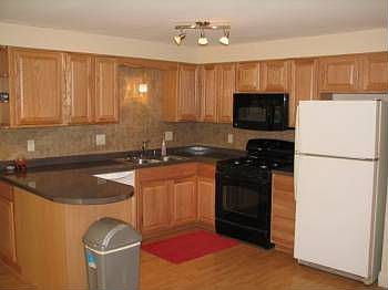 3rd image of 1078 Pheasant Dr