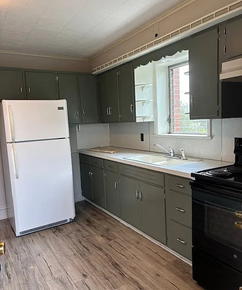 202 Jefferson St #2 — Photo 3